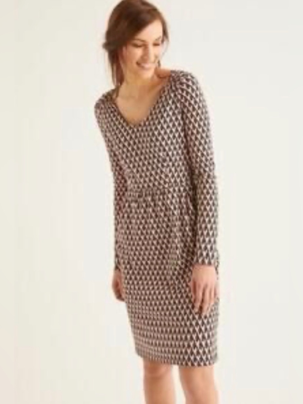 Boden pink heart jersey long sleeve dress.  Very GUC size 14 Pink & Black